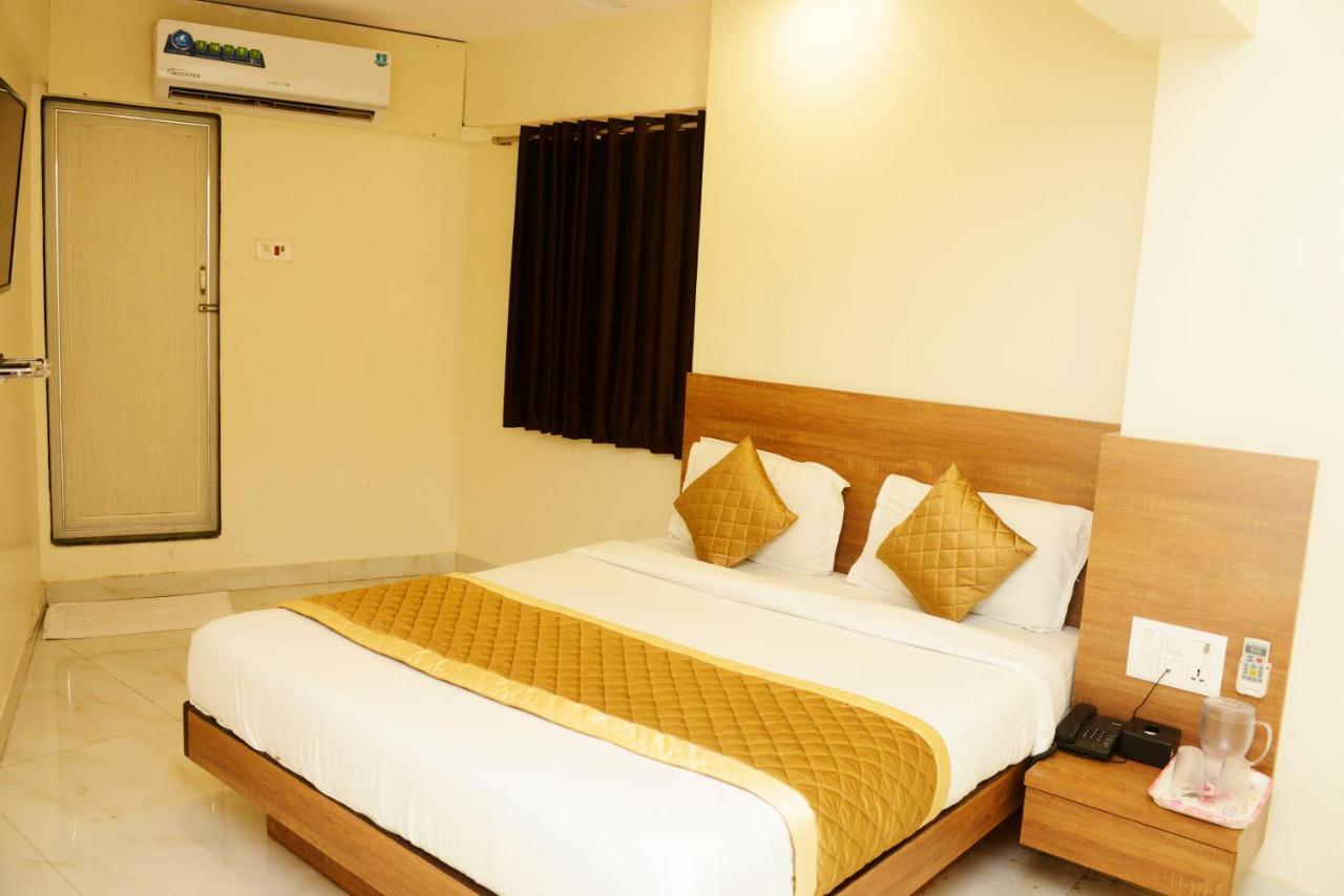 Hotel Ashyana - Near To Grant Road Station מומביי מראה חיצוני תמונה